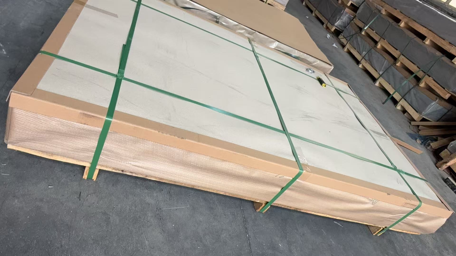 সম্পর্কে সর্বশেষ কোম্পানী কেস থাইল্যান্ডে ফ্যাব্রিকেশন শিল্পের জন্য অ্যালুমিনিয়াম শীট